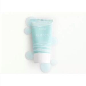TARTE™
Sea Quench Hydrating Primer sample size plus Ipsy new bag